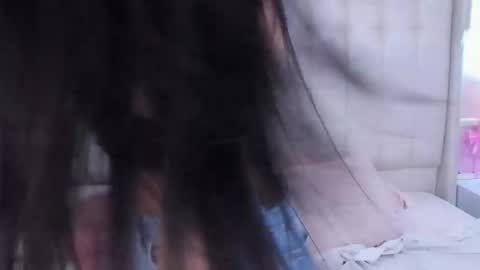 Lyn online show from September 24, 2025, 11:13 am