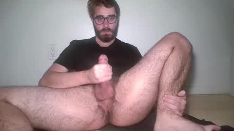 Snapshot of lynchian14 chatting on September 24, 2025, 12:47 am lynchian14 online show from September 24, 2025, 12:47 am