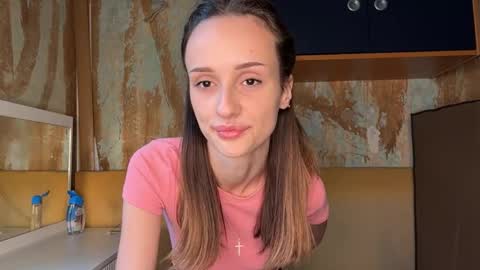 Maria  online show from May 26, 2026, 3:19 pm