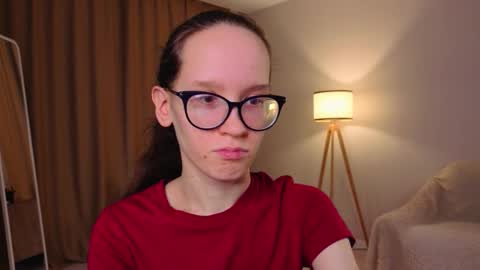 Snapshot of lynettebails chatting on January 17, 2026, 4:11 pm Sara online show from January 17, 2026, 4:11 pm