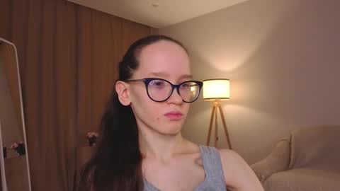 Snapshot of lynettebails chatting on February 11, 2026, 4:12 pm Sara online show from February 11, 2026, 4:12 pm