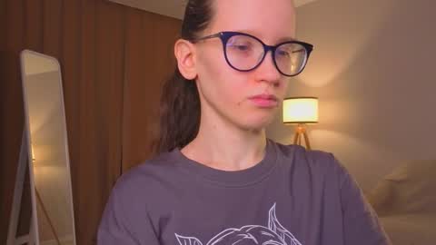 Snapshot of lynettebails chatting on February 24, 2026, 4:16 pm Sara online show from February 24, 2026, 4:16 pm