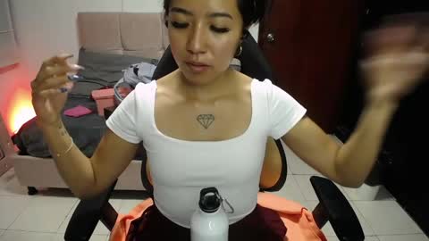Snapshot of lynn_turner_ chatting on June 7, 2026, 3:27 pm lynn_turner_ online show from June 7, 2026, 3:27 pm