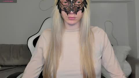 Snapshot of lynnadream_ chatting on June 1, 2026, 2:02 am lynnadream_ online show from June 1, 2026, 2:02 am