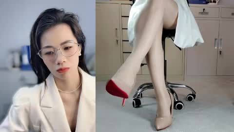 lynnalltop_165_keke online show from May 11, 2026, 3:45 am