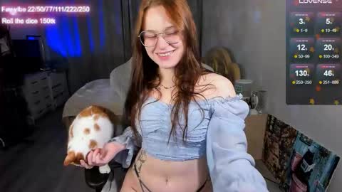 lynne_dawson online show from November 12, 2025, 6:19 pm