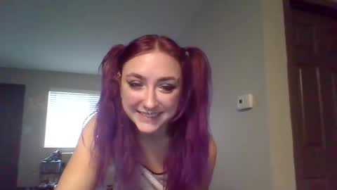 Lynn  online show from February 16, 2026, 7:43 pm