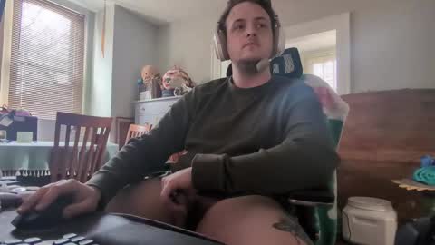 Snapshot of lyntronix chatting on February 22, 2026, 6:28 pm J online show from February 22, 2026, 6:28 pm