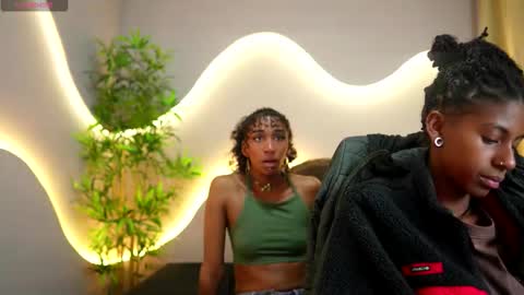 Lynx and Sun  online show from January 16, 2026, 8:46 pm