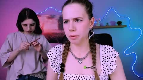 lyra_desire online show from May 31, 2026, 8:32 am