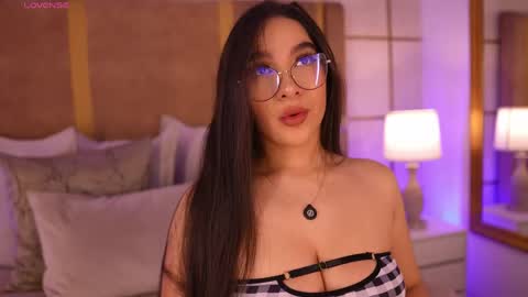 Snapshot of lyrabellini chatting on May 30, 2026, 10:56 am online show from May 30, 2026, 10:56 am