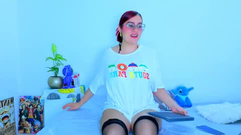 Lyra Carter online show from May 25, 2026, 11:22 pm