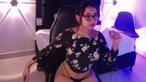 Snapshot of lyrarose_ chatting on July 19, 2026, 11:47 am Lyra online show from July 19, 2026, 11:47 am