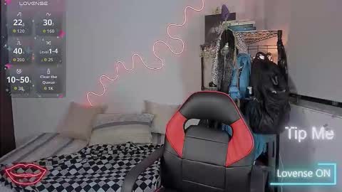 Lyric online show from October 28, 2025, 1:42 am