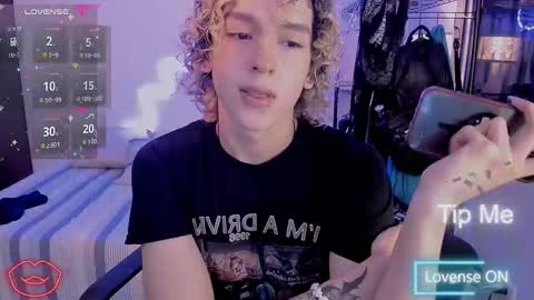 Lyric online show from February 24, 2026, 4:21 am