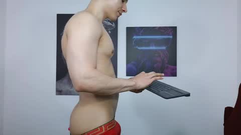 Snapshot of lysan_corv chatting on April 18, 2026, 5:17 pm Lysan online show from April 18, 2026, 5:17 pm