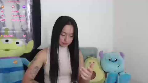 lyshana online show from February 19, 2025, 4:55 pm