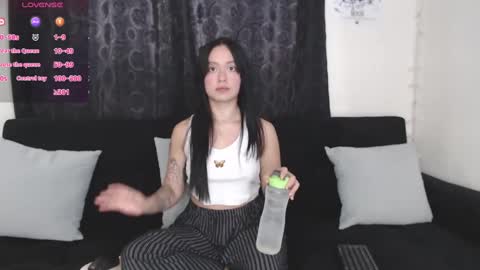 lyshana online show from March 7, 2025, 11:40 am