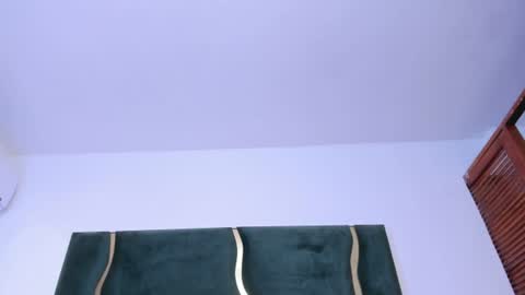 lyssara online show from July 26, 2026, 4:31 am