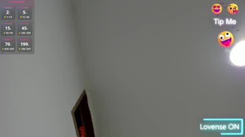 Mila online show from October 6, 2025, 2:14 pm