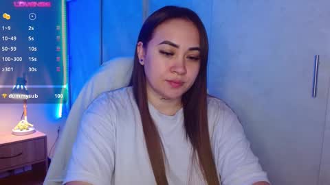 Snapshot of m33li chatting on December 17, 2024, 4:00 pm Meli online show from December 17, 2024, 4:00 pm