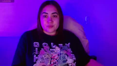 Snapshot of m33li chatting on October 3, 2025, 2:41 am Meli online show from October 3, 2025, 2:41 am