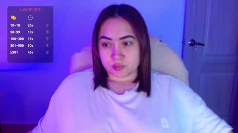 Snapshot of m33li chatting on October 5, 2025, 11:46 pm Meli online show from October 5, 2025, 11:46 pm