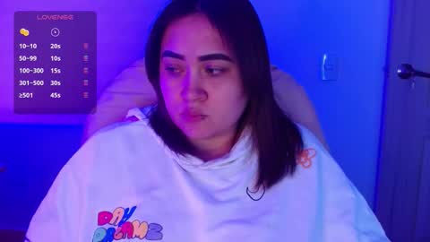 Snapshot of m33li chatting on October 9, 2025, 3:04 am Meli online show from October 9, 2025, 3:04 am