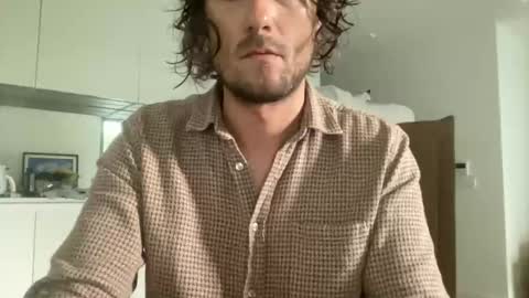 Snapshot of m9734 chatting on May 12, 2026, 8:22 am m9734 online show from May 12, 2026, 8:22 am