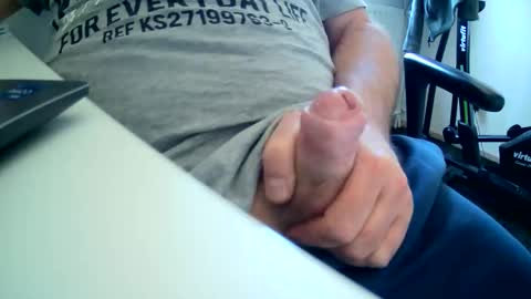 m_daan1969 online show from April 26, 2026, 10:02 am