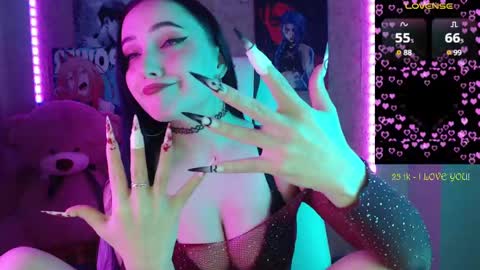 Snapshot of m_e_l_i_s_s_a_ chatting on December 3, 2024, 9:23 pm Melissa online show from December 3, 2024, 9:23 pm