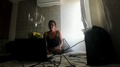 mabel online show from April 5, 2026, 9:56 pm