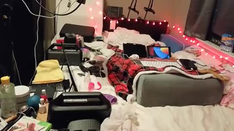 mac1119 online show from February 8, 2026, 5:55 am