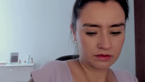 Maca online show from September 29, 2025, 3:06 pm