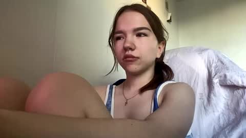 Snapshot of machellebazaldua chatting on June 2, 2026, 2:08 pm Mila online show from June 2, 2026, 2:08 pm