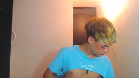 Snapshot of machissex chatting on February 26, 2025, 10:58 am machissex online show from February 26, 2025, 10:58 am