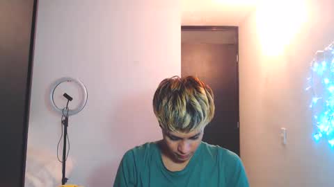 Snapshot of machissex chatting on March 10, 2025, 10:37 am machissex online show from March 10, 2025, 10:37 am