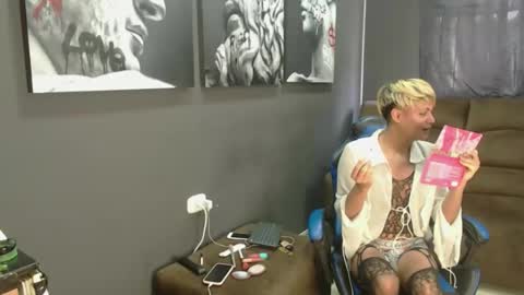 Snapshot of machissex chatting on September 22, 2025, 7:05 pm machissex online show from September 22, 2025, 7:05 pm