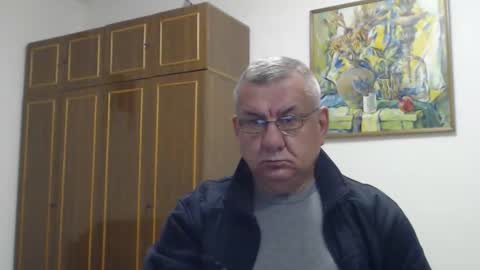 Macho online show from October 14, 2025, 10:32 pm