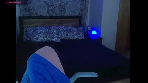 maciimayy online show from April 19, 2026, 12:33 am