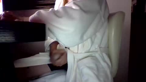 Snapshot of mack1960959307 chatting on November 17, 2025, 9:37 am Big mack 1 online show from November 17, 2025, 9:37 am