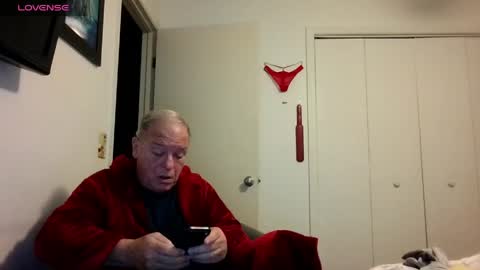 Snapshot of mackdocc001 chatting on April 10, 2026, 11:15 am mackdocc001 online show from April 10, 2026, 11:15 am