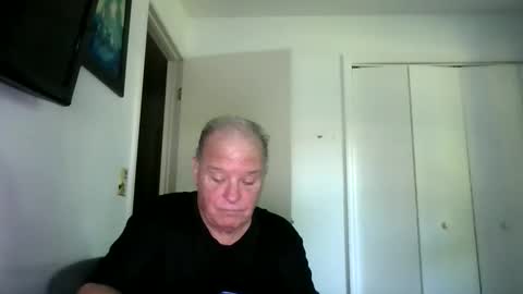 Snapshot of mackdocc001 chatting on April 16, 2026, 12:50 pm mackdocc001 online show from April 16, 2026, 12:50 pm