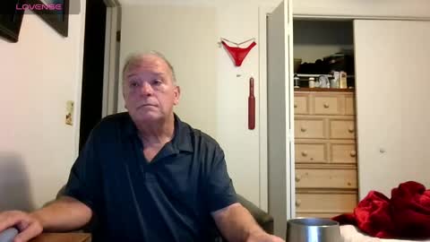 Snapshot of mackdocc001 chatting on May 1, 2026, 4:44 pm mackdocc001 online show from May 1, 2026, 4:44 pm