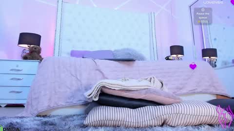 Snapshot of mackenzie_17 chatting on January 9, 2025, 4:41 am Mackenzie online show from January 9, 2025, 4:41 am