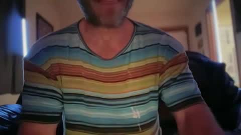 Snapshot of mackincaliallday chatting on October 18, 2025, 1:08 am MackinCaliAllDay online show from October 18, 2025, 1:08 am