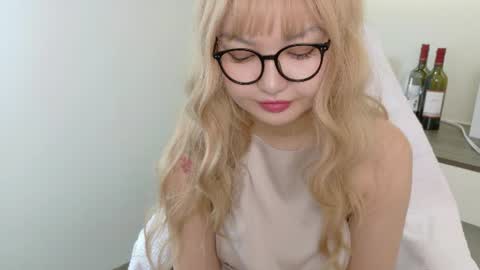 Snapshot of mad_dy chatting on June 29, 2026, 12:27 pm Mad D online show from June 29, 2026, 12:27 pm
