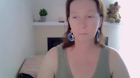 Snapshot of madaamtang chatting on February 4, 2026, 11:05 am Madaamtang online show from February 4, 2026, 11:05 am