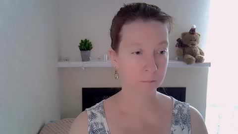 Snapshot of madaamtang chatting on February 15, 2026, 12:25 pm Madaamtang online show from February 15, 2026, 12:25 pm