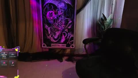 Madame La online show from April 24, 2026, 12:29 pm
